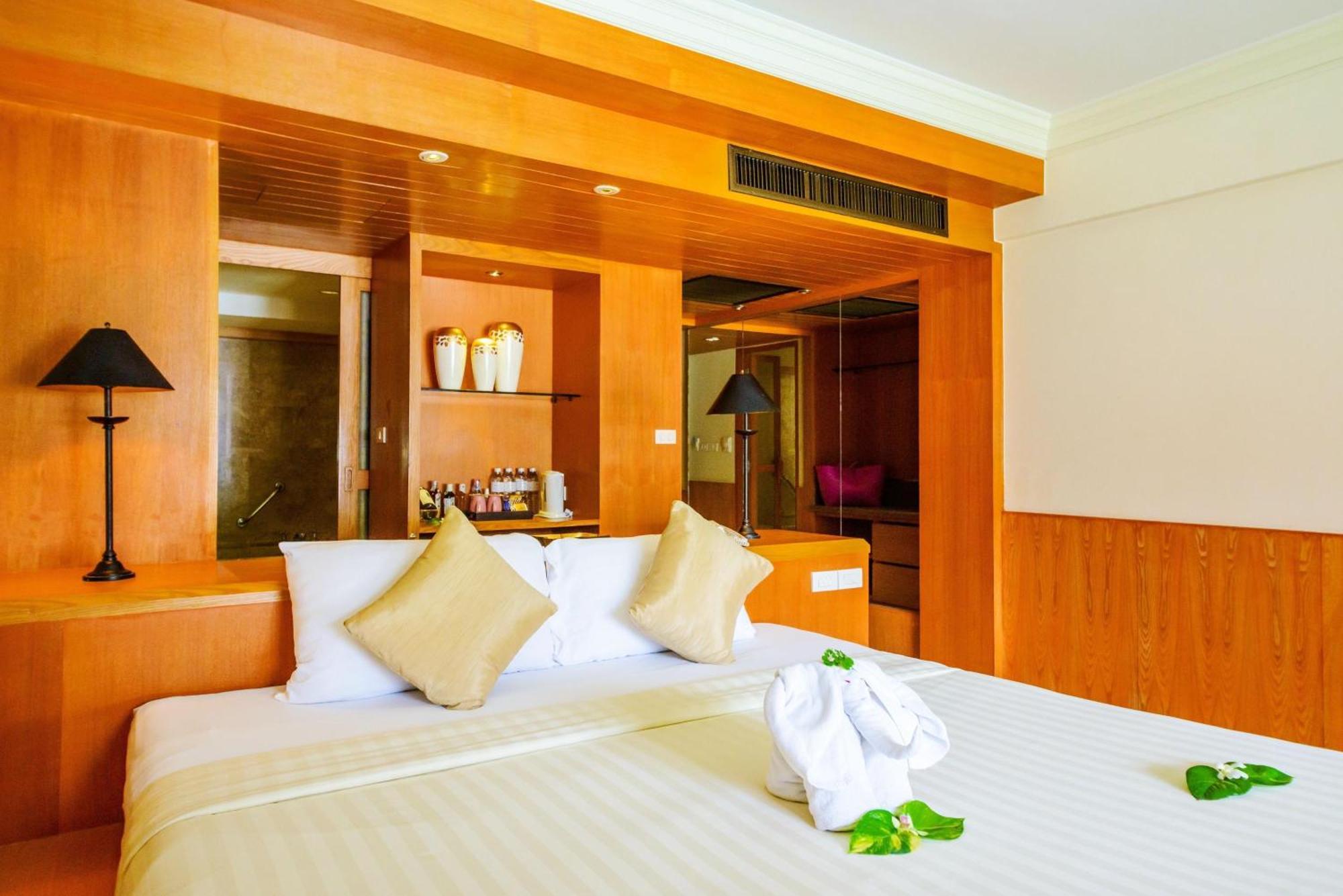 普吉岛-瓶庐海景度假酒店 Phuket Pl Seaview Resort Patong Εξωτερικό φωτογραφία