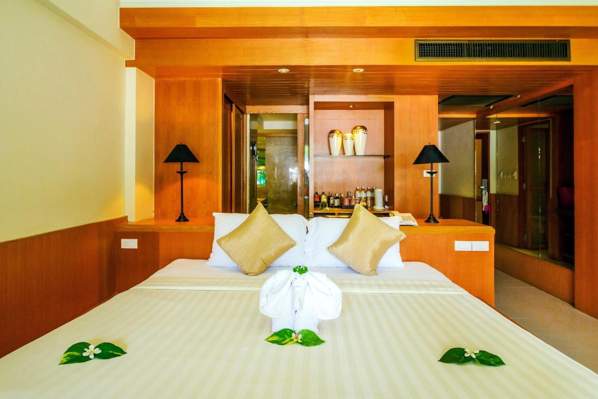 普吉岛-瓶庐海景度假酒店 Phuket Pl Seaview Resort Patong Εξωτερικό φωτογραφία
